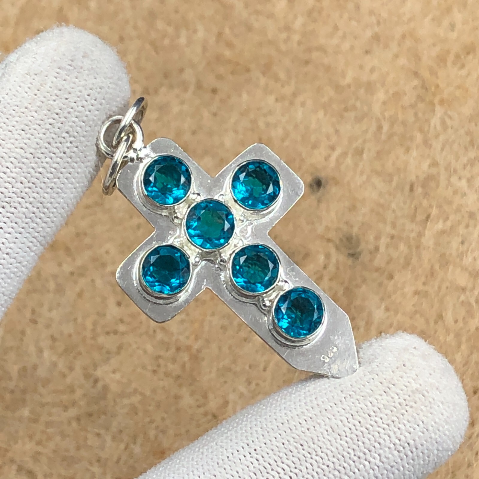 Handmade 925 Sterling Silver Jewelry Pendant Apatite Gemstone Pendant