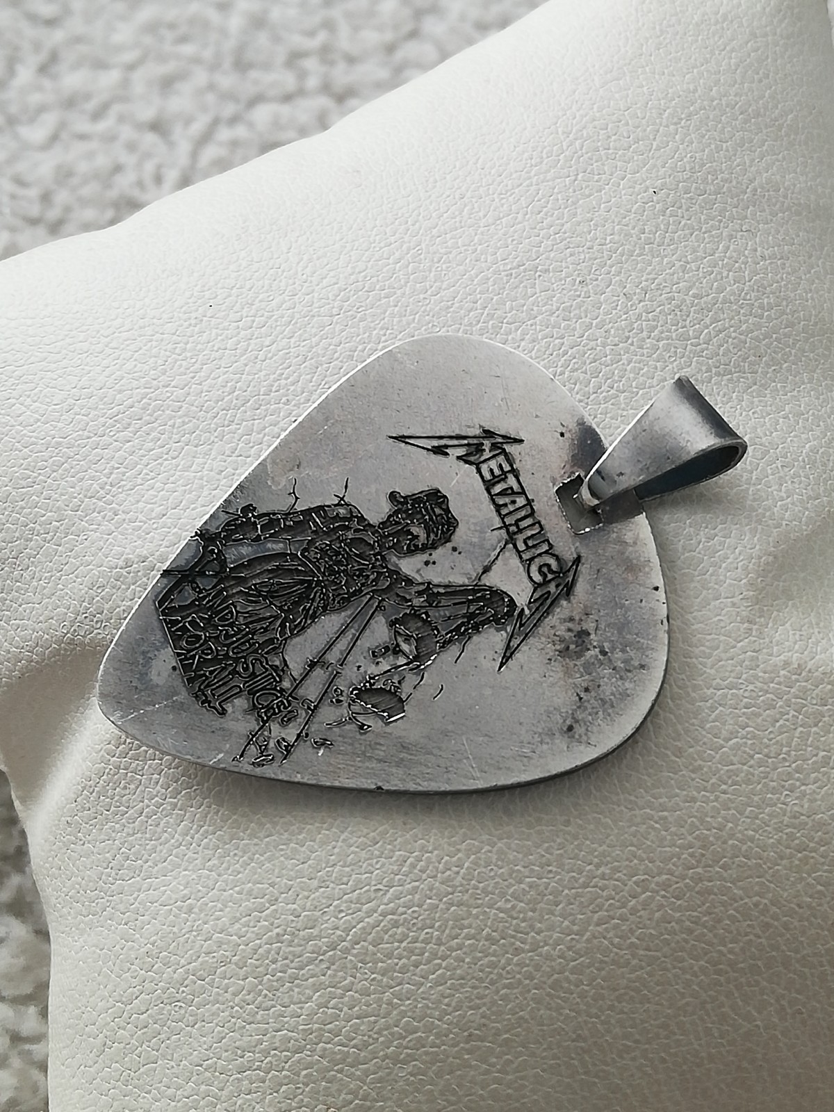 .925 Solid Silver Guitar Pick Metal Rock Band Biker Pendant New.