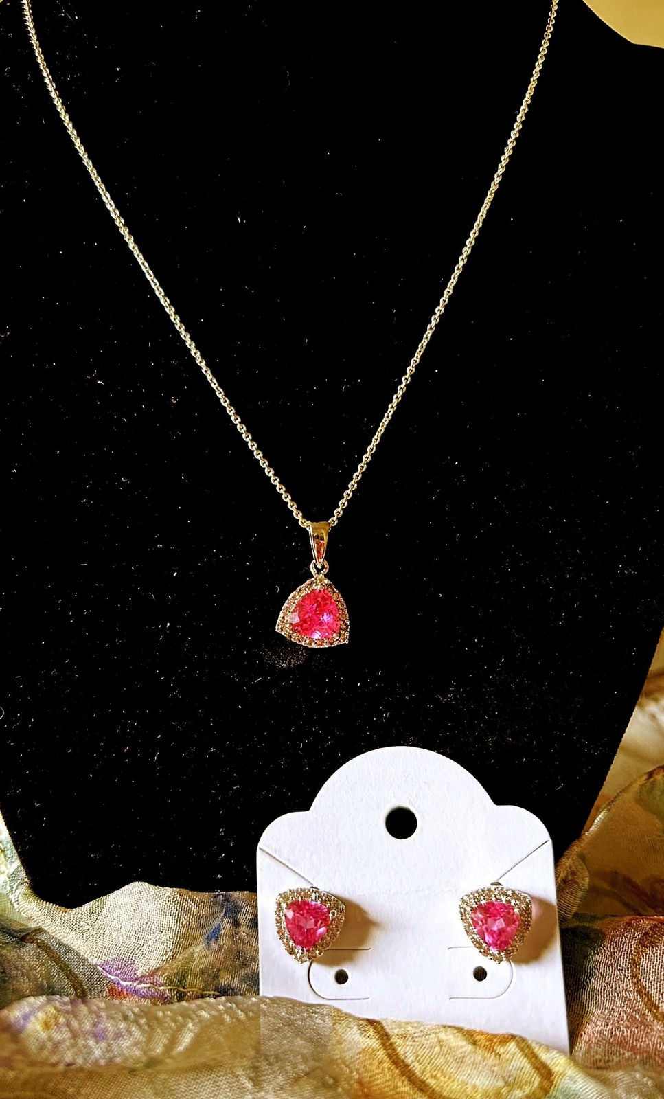 Pink Sapphire Parure• Trillion Cut Pendant & Earrings