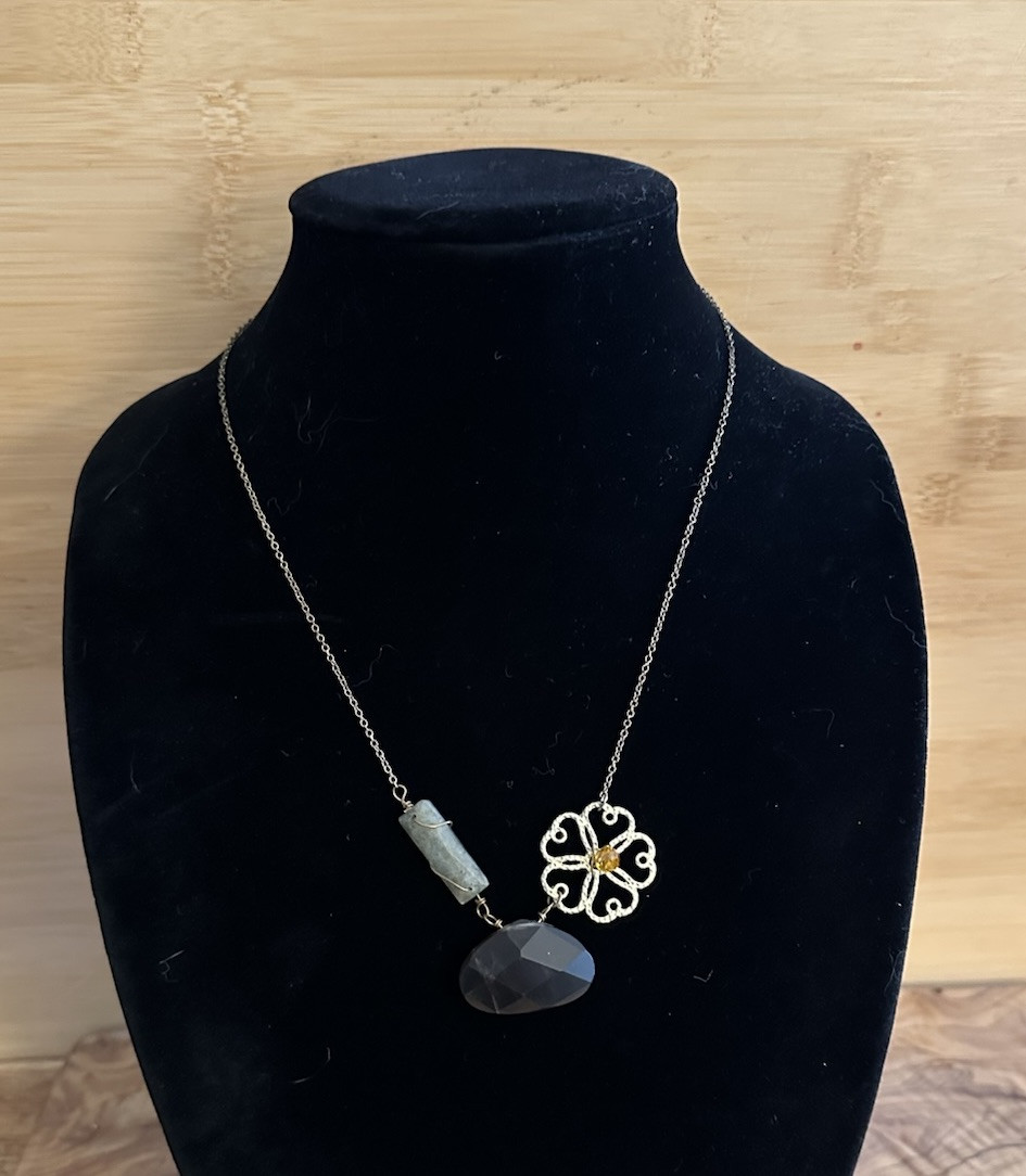 Artisan Necklace 20” Asymmetrical Faceted Glass Stone & Gold Flower Necklace 20”