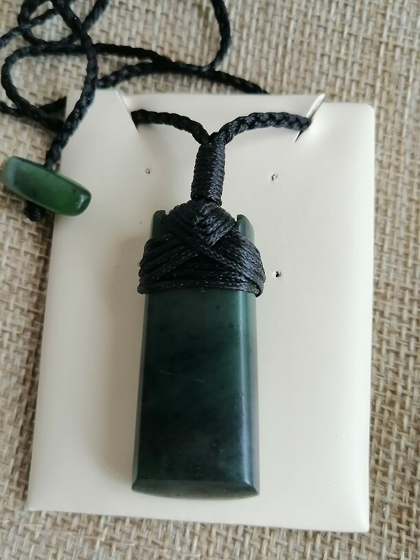 New zealand Jade greenstone Toki matte pendant Necklace 42mm L x18mm W unisex