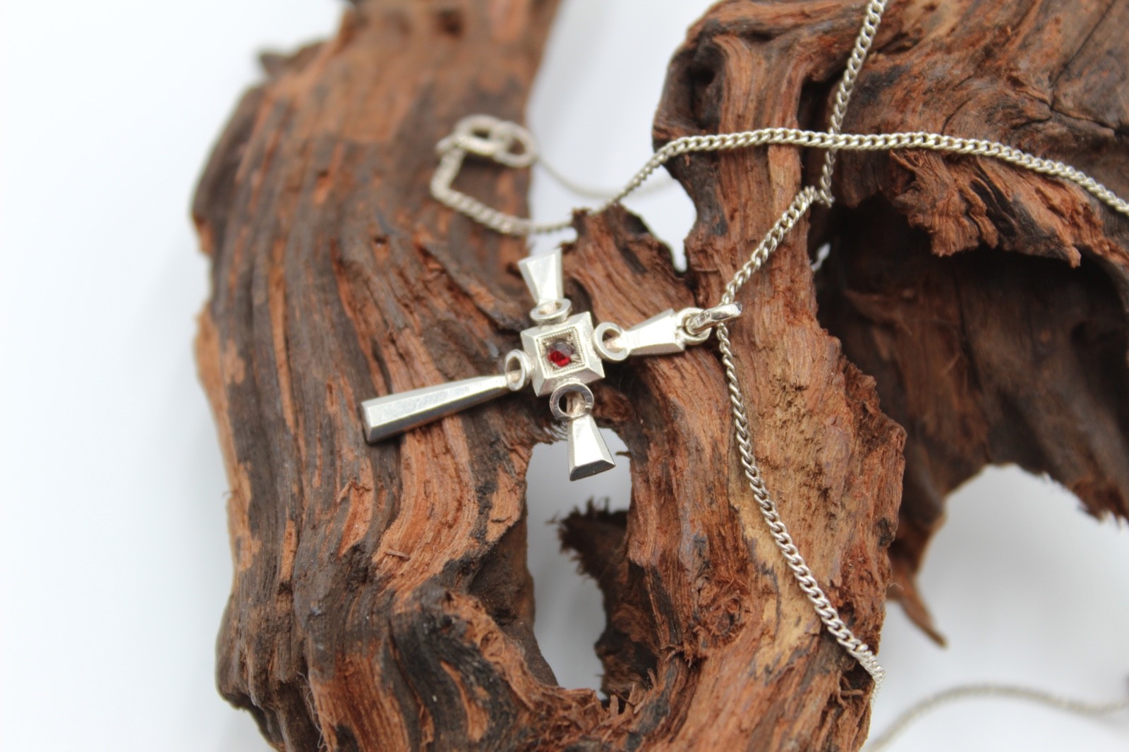 Vintage Artisan 925 Sterling Silver Cross Greek Byzantine Pendant & Chain