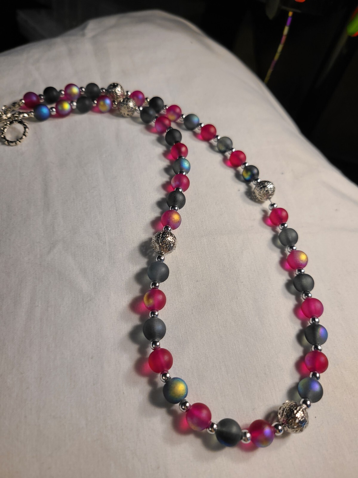 Raspberry And Black-gray Frosted Shimmer Glass Bead Necklace