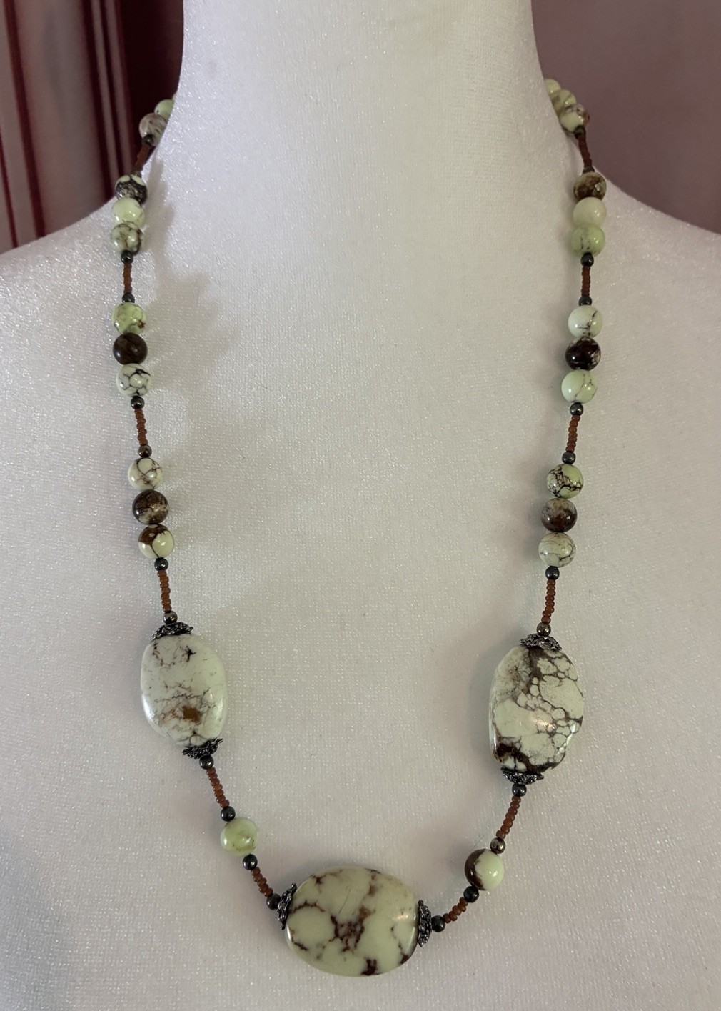 Citron Magnesite Beaded Toggle Clasp Station Necklace Green Yellow
