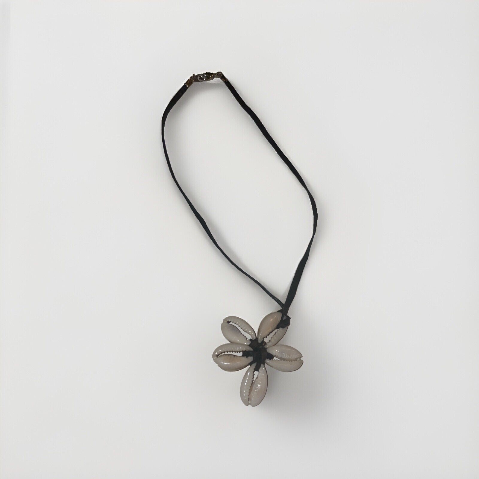 Cowrie Shell Flower Necklace on Leather w/clasp -Spiritual, BOHO Beach Hippie 9”