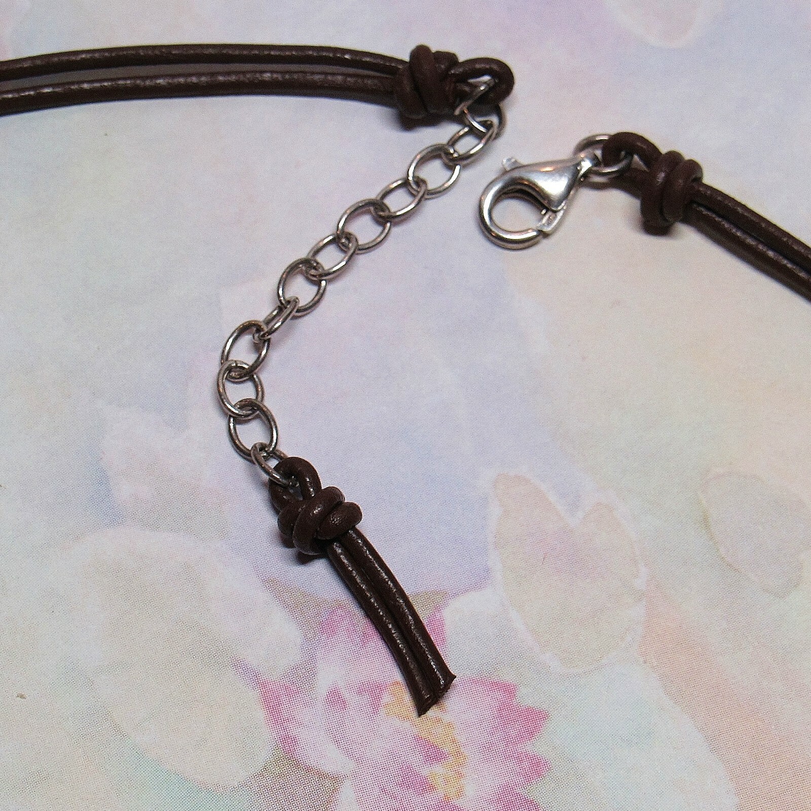 Silpada N1257 Solid 925 Sterling Silver 18″ Hammered Pearl Necklace Leather Cord