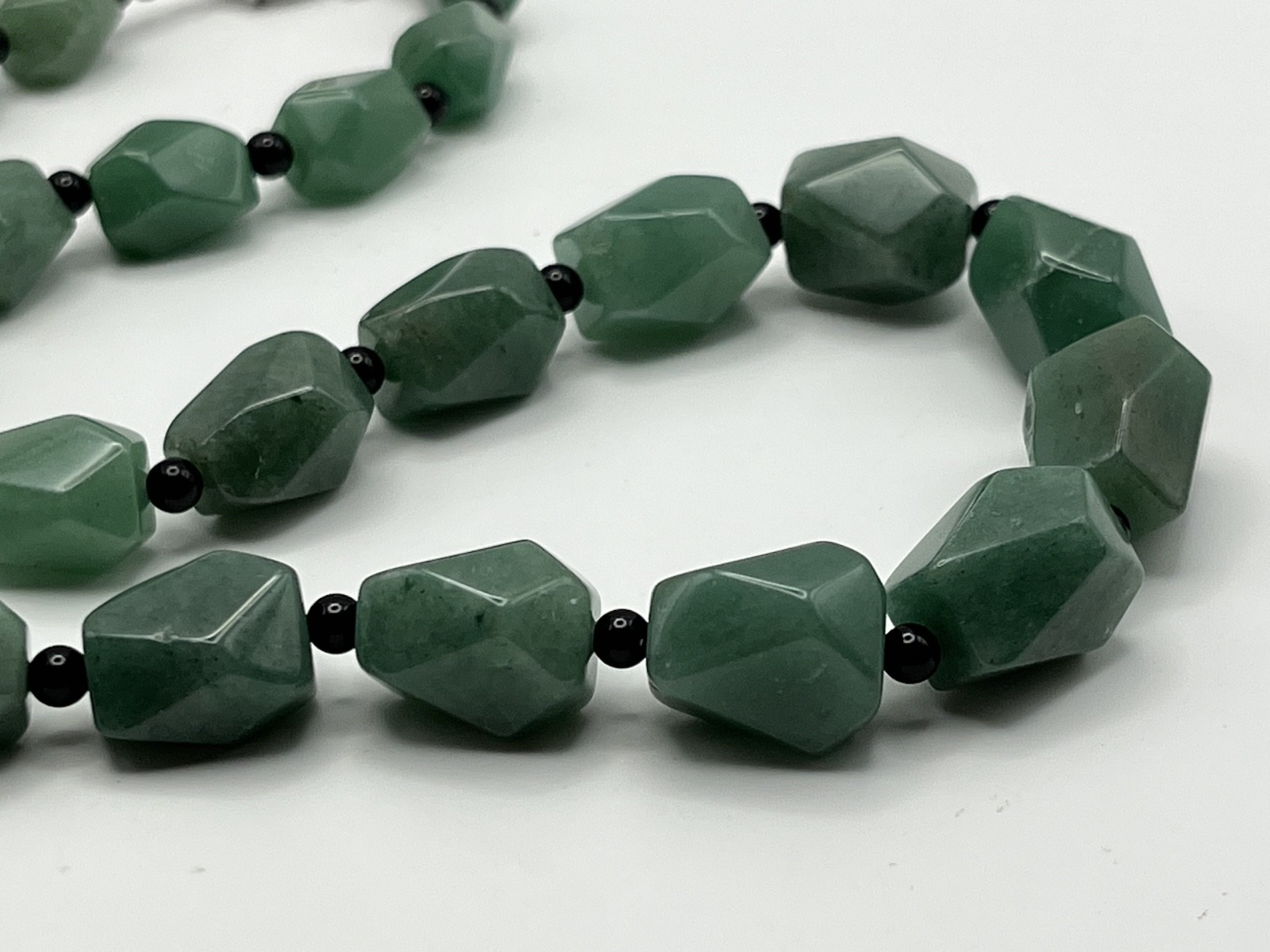 Green Aventurine Rough Faceted Chunk Bead Necklace Lobster Clasp 20″
