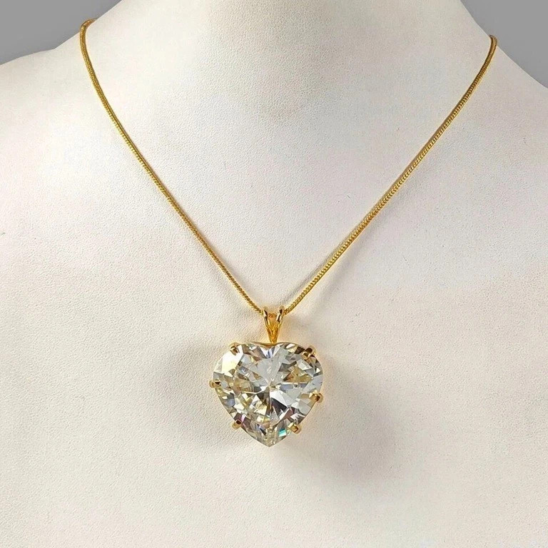 22 Ct Heart Shape Certified White Diamond Necklace ,FREE Tariffs &matching Stud