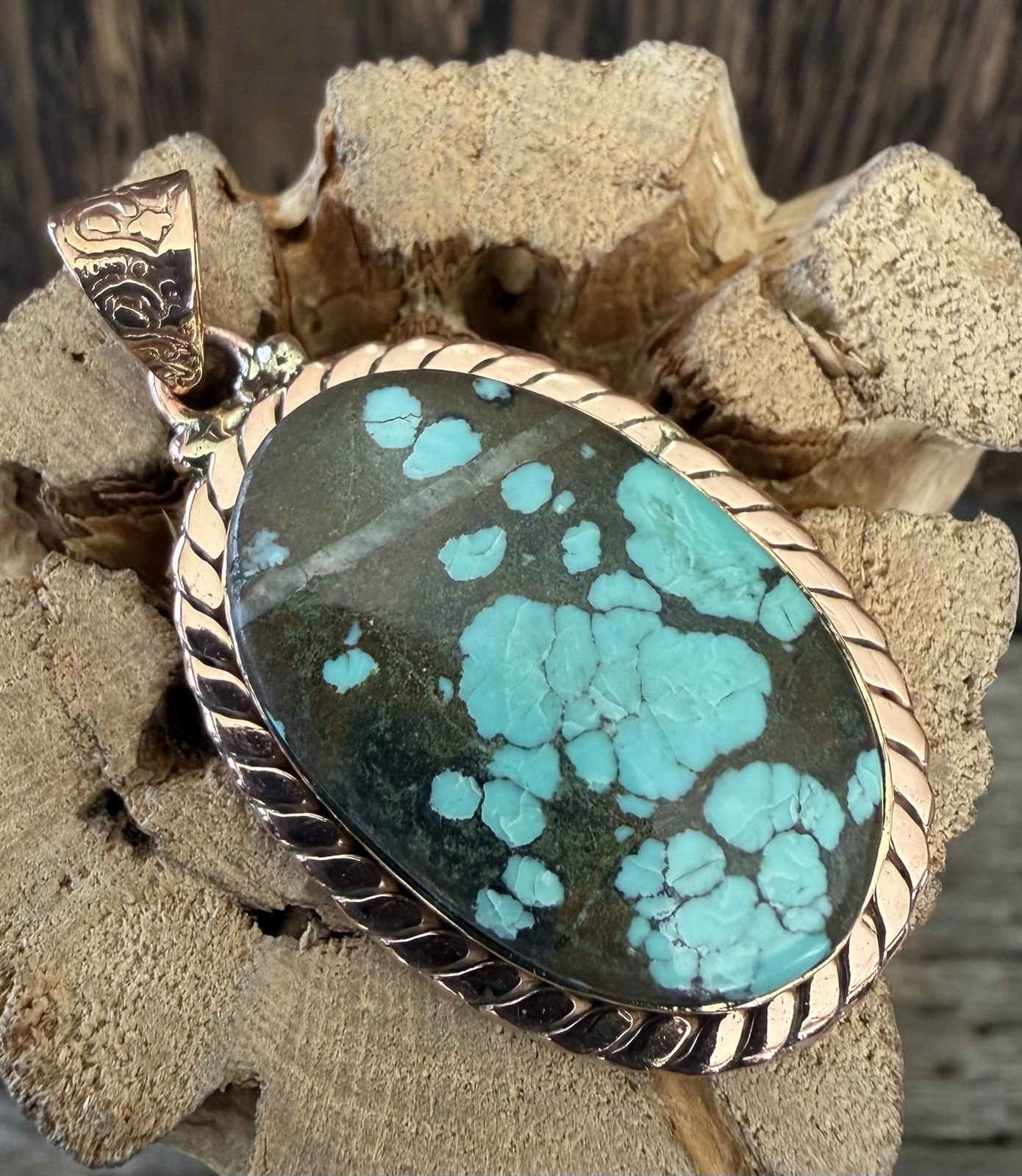 Genuine 100% Copper No. 8/Mine 8 Turquoise Pendant 6mm Decorative Stamped Bale
