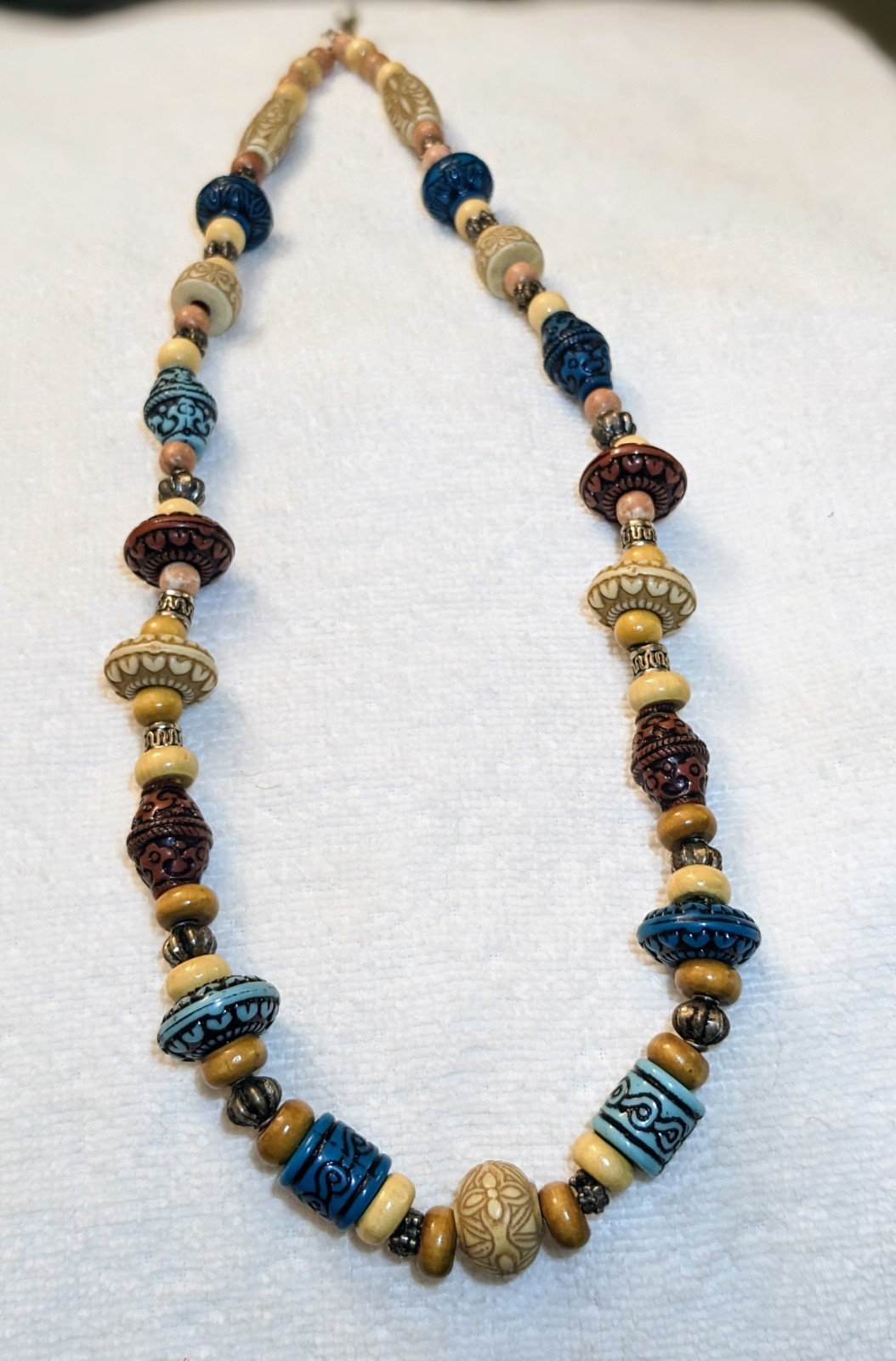 Acrylic And Wood necklace 24″ Lobster Clasp