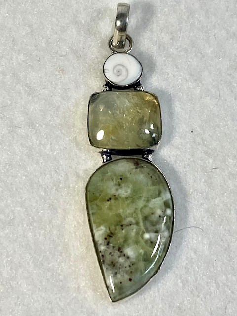 Prehnite Gemstone & Shiva Eye Shell Handcrafted Pendant 18.5 grams 3.28″