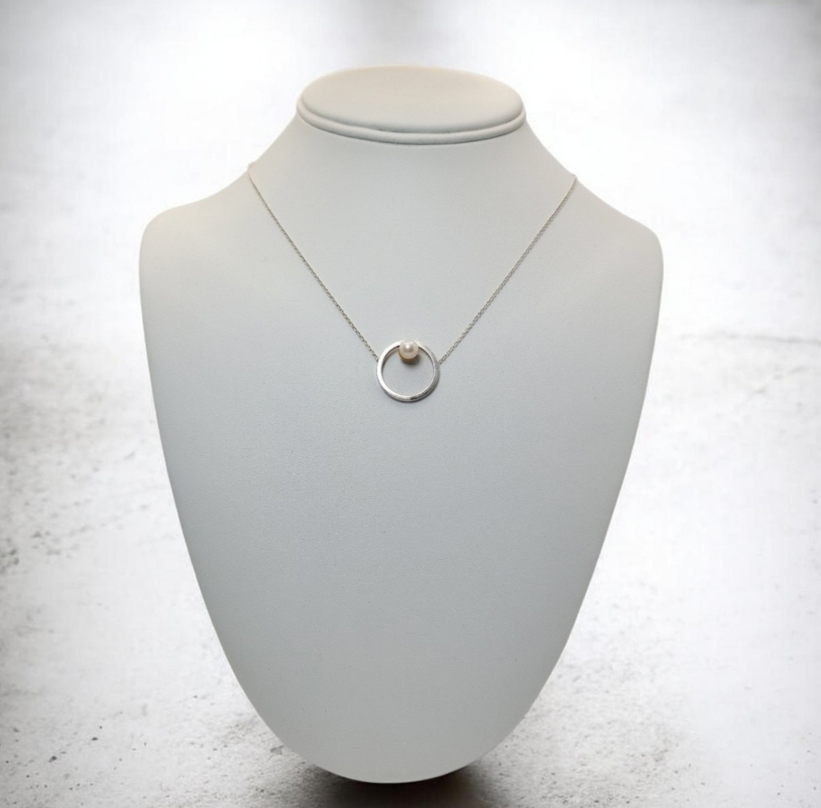 VTG MCM Studio Artisan Minimalist Pearl Pendant Necklace 19″ Sterling Silver