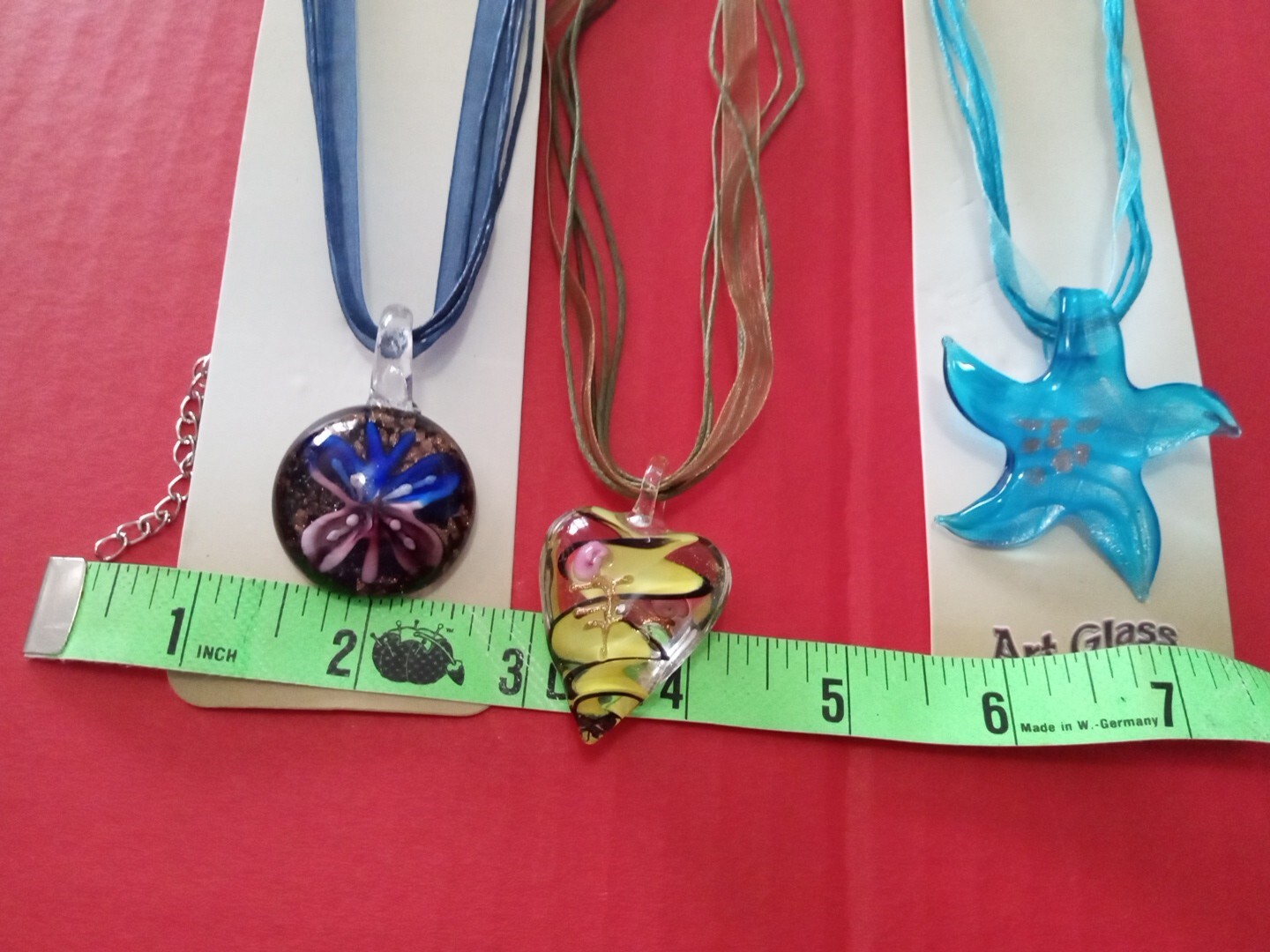 Three (3) Art Glass Necklace Pendant Handcraft Cord 18″ Starfish Bfly Flower
