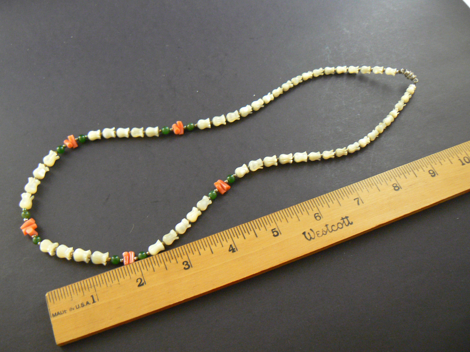 Vintage Necklace Carved Flower Tulip Lily of Valley White Green Coral Color A1-6