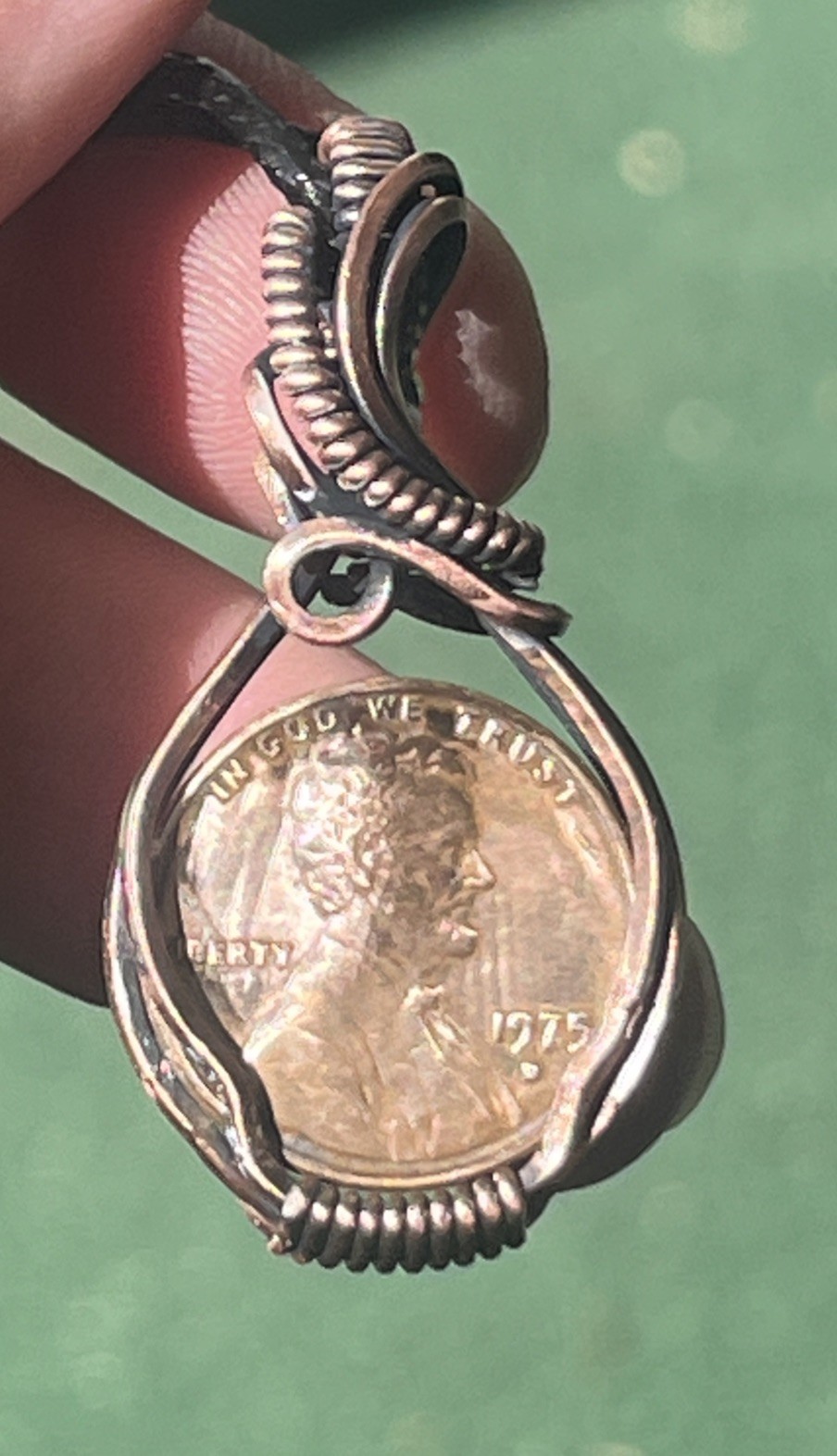 Handmade copper wire wrapped Vintage 1975 Lincoln Penny Coin Pendant 1d