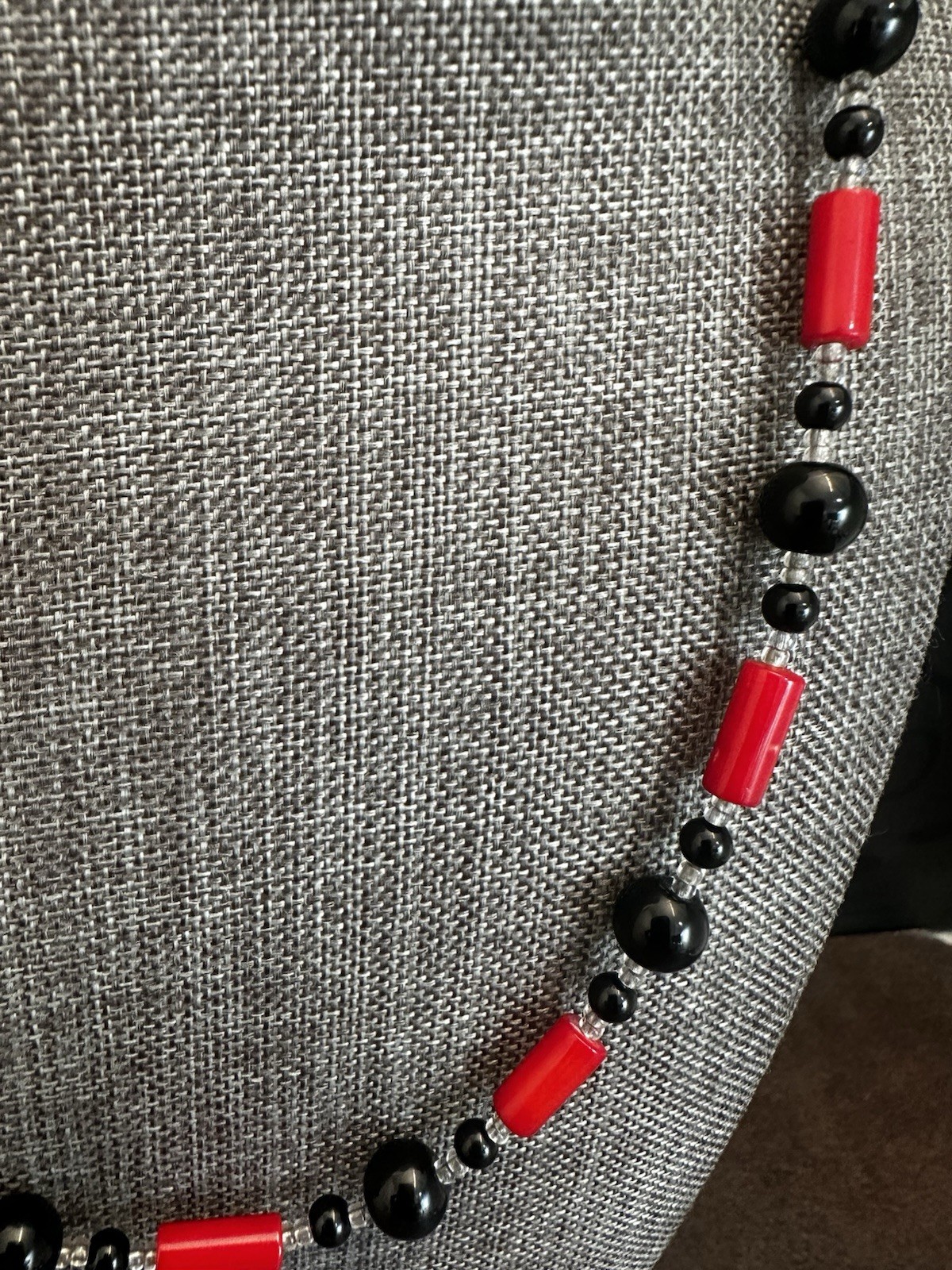 Red Coral and Black Agate Beaded Necklace – Women Jewelry