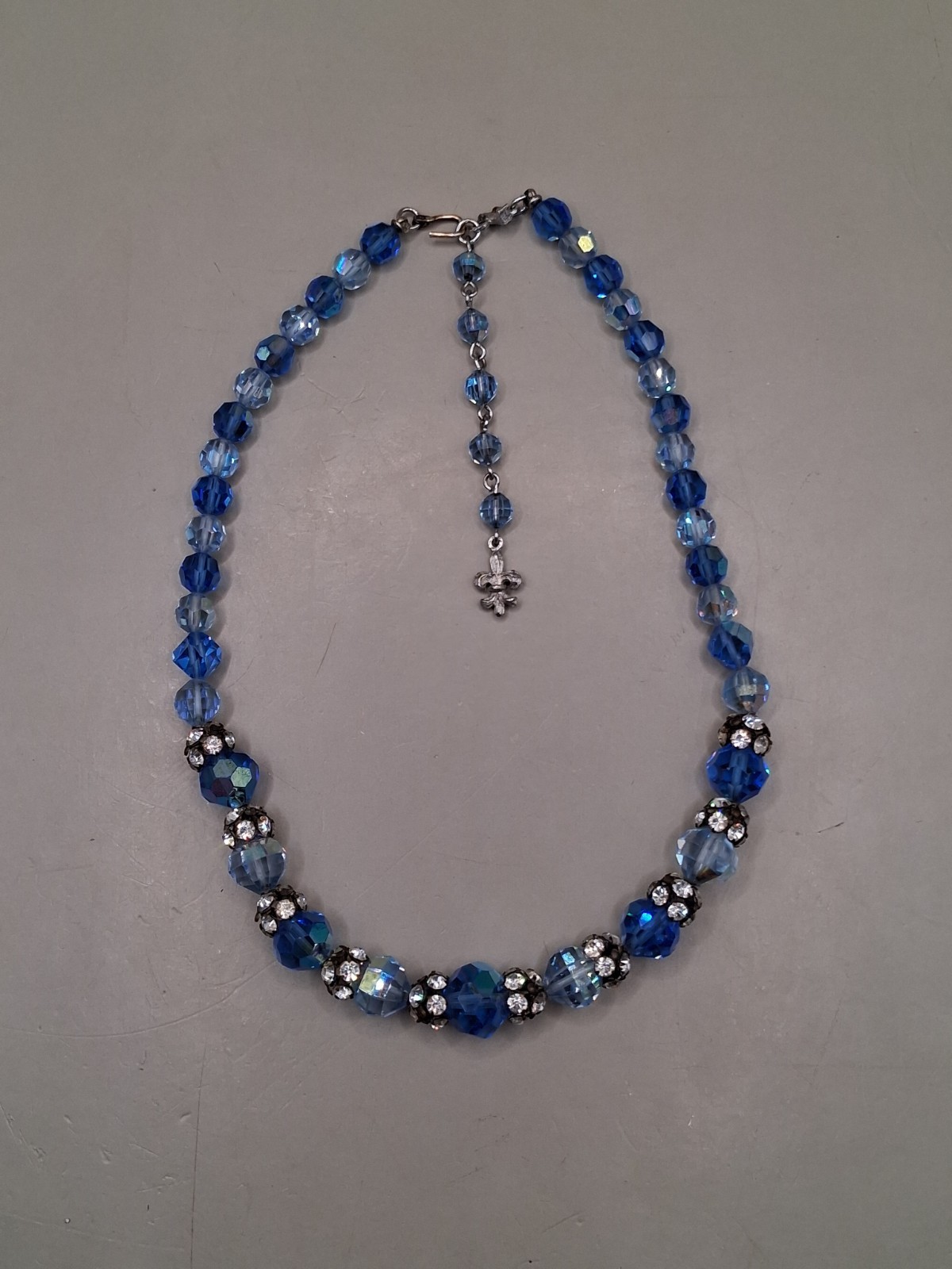 as is Vendome Blue Aurora Borealis Crystal Necklace 16.2″