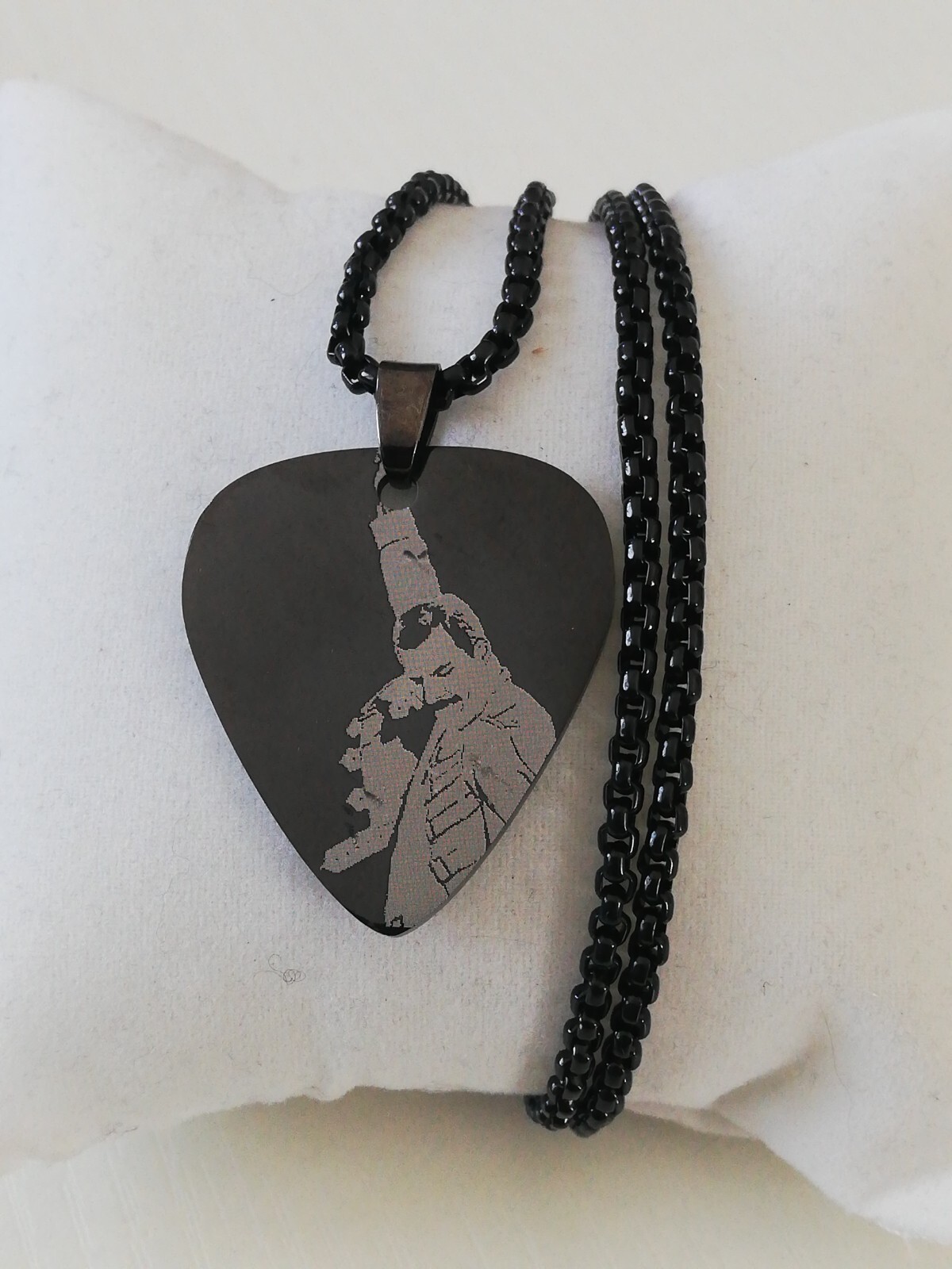 Titanium 316L Stainless Steel Freddie Mercury Pick Biker Pendant New.