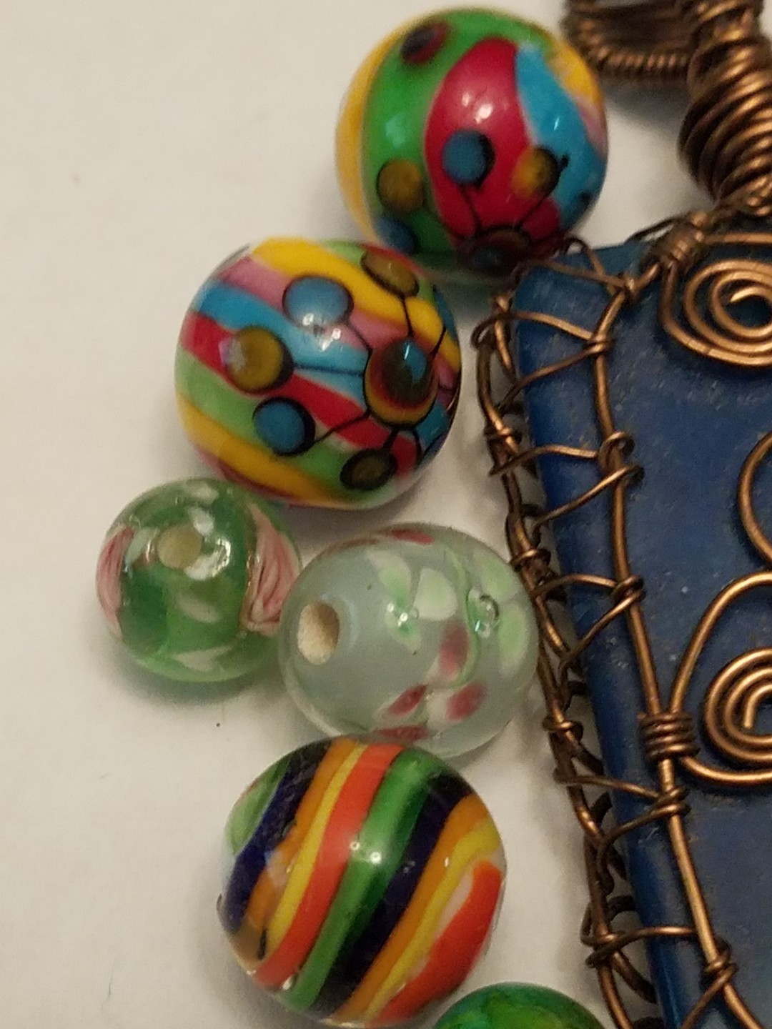10.22.1) Beads glass metal plastic shell handmade art glass dyed Turquoise
