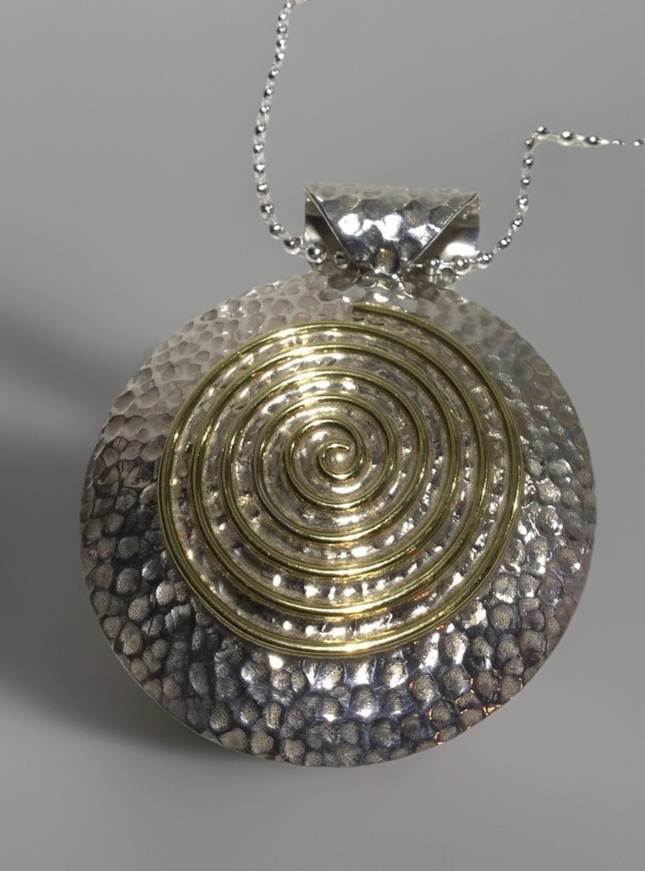 DOMINIQUE DINOUART DDD Hammered Sterling Brass Accent Spiral Disc Necklace 19.5”