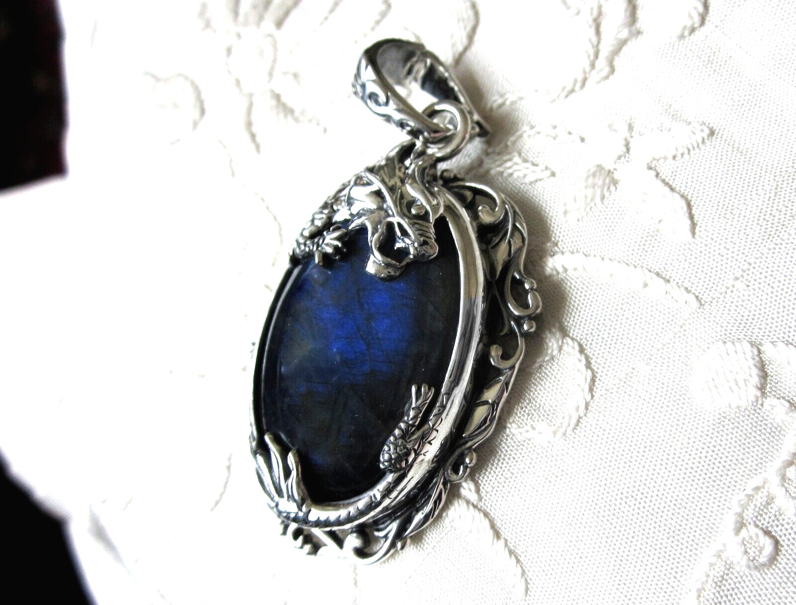 Large Labradorite Dragon Pendant / 925 Sterling Silver, / 36cts 17.2g