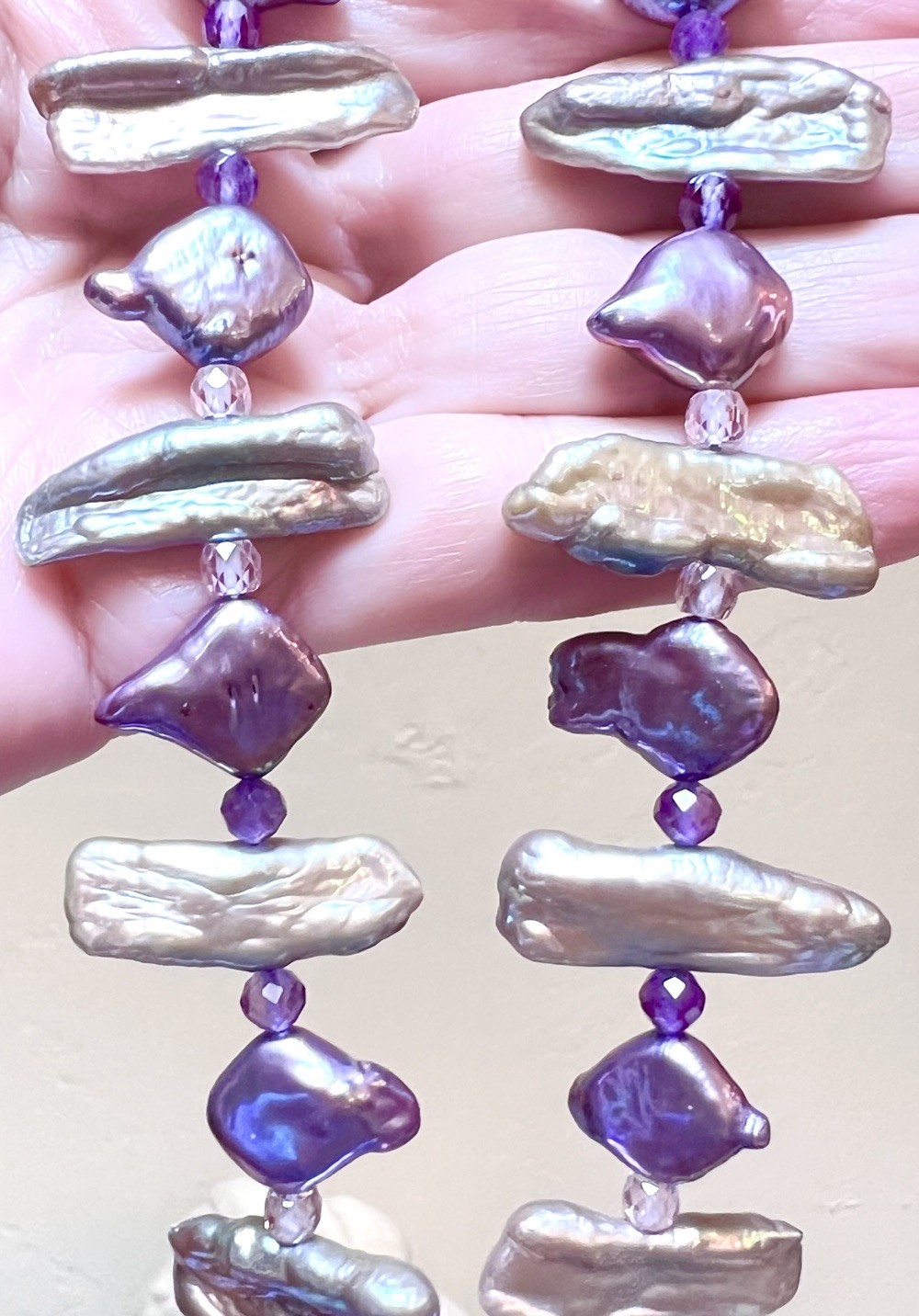 BEAUTIFUL Sterling Silver Purple, Blue, Silver Lustrous Pearl & Zircon Necklace