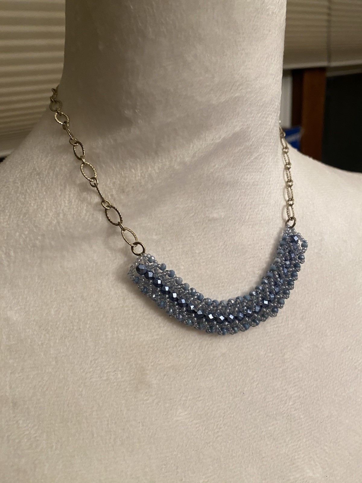 Handmade Light Blue Crystal Beaded Scallop Necklace Silver Chain Aqua Crystal