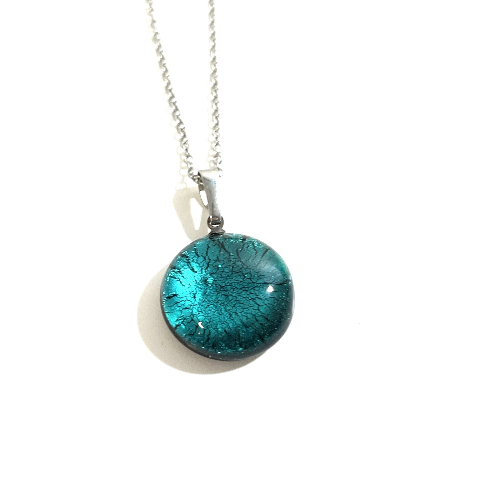 Turkish Handmade Silver Chainlink Round Glass Pendant Necklace Charcoal Gray 18″