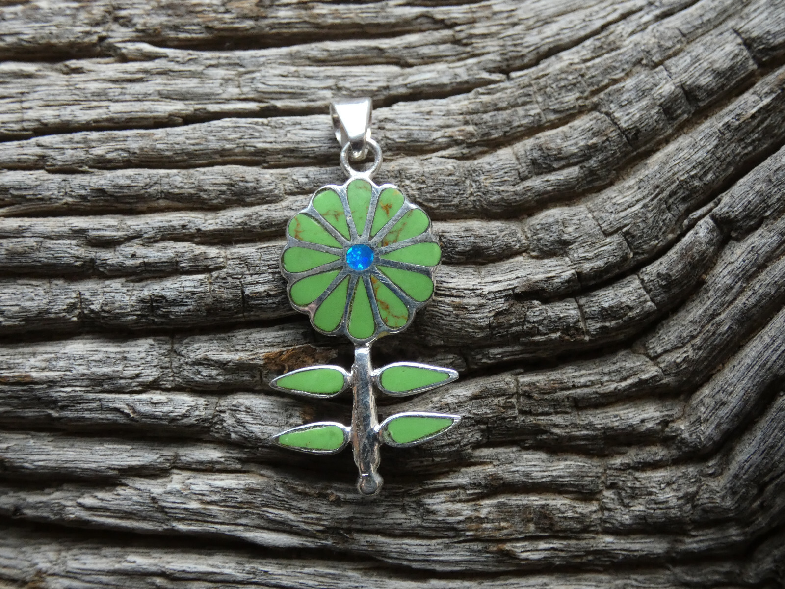 Sunflower Gaspeite Sterling Silver 925 Gemstone & Opal Handmade Pendant NEW Y91