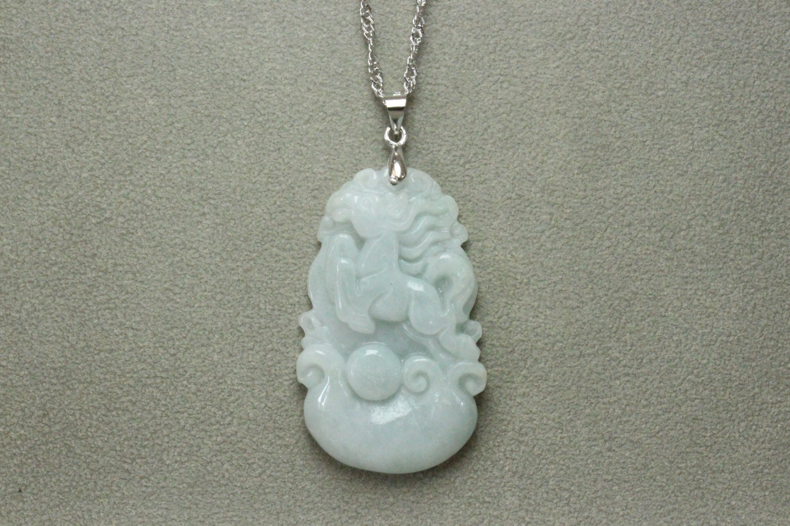Natural White green A Jadeite jade Hand-Carved Horse (Chinese Zodiac) Pendant