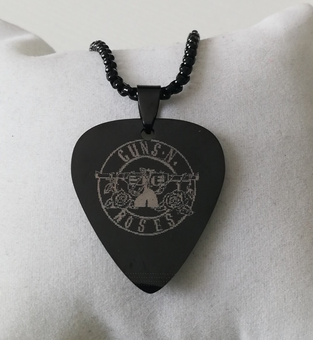 Titanium 316L Stainless Steel Guns N Roses Guitar Pick Biker Pendant New.
