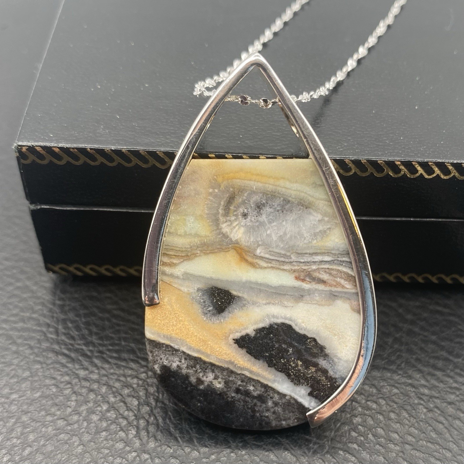 RARE! Waly Corp Vtg Natural Jasper Pendant Silver Plated 18” Chain 006 Old Stock