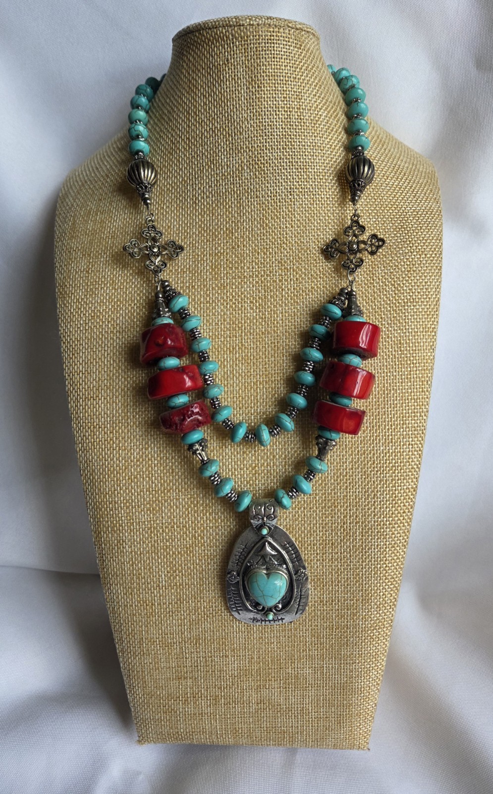 El CORAZON Artisan made In Utah Tree Coral Howlite Pewter Tribal Style Necklace