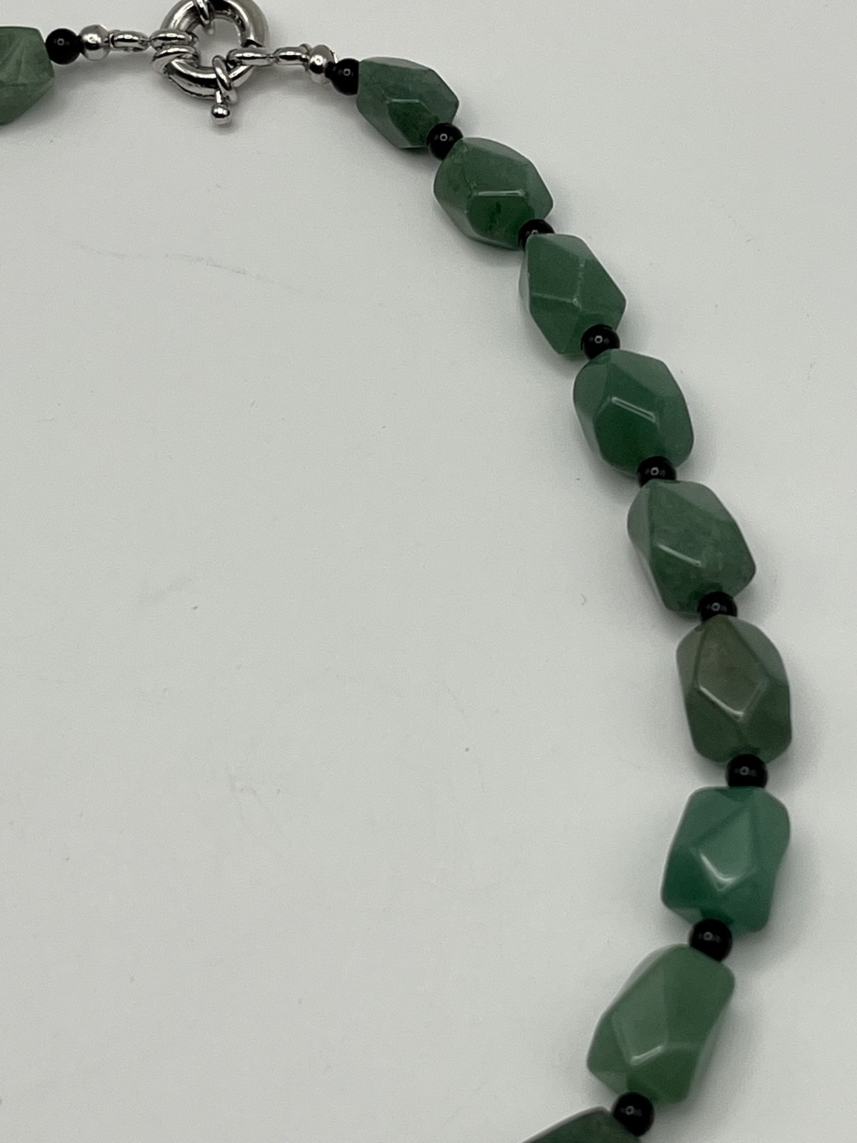 Green Aventurine Rough Faceted Chunk Bead Necklace Lobster Clasp 20″