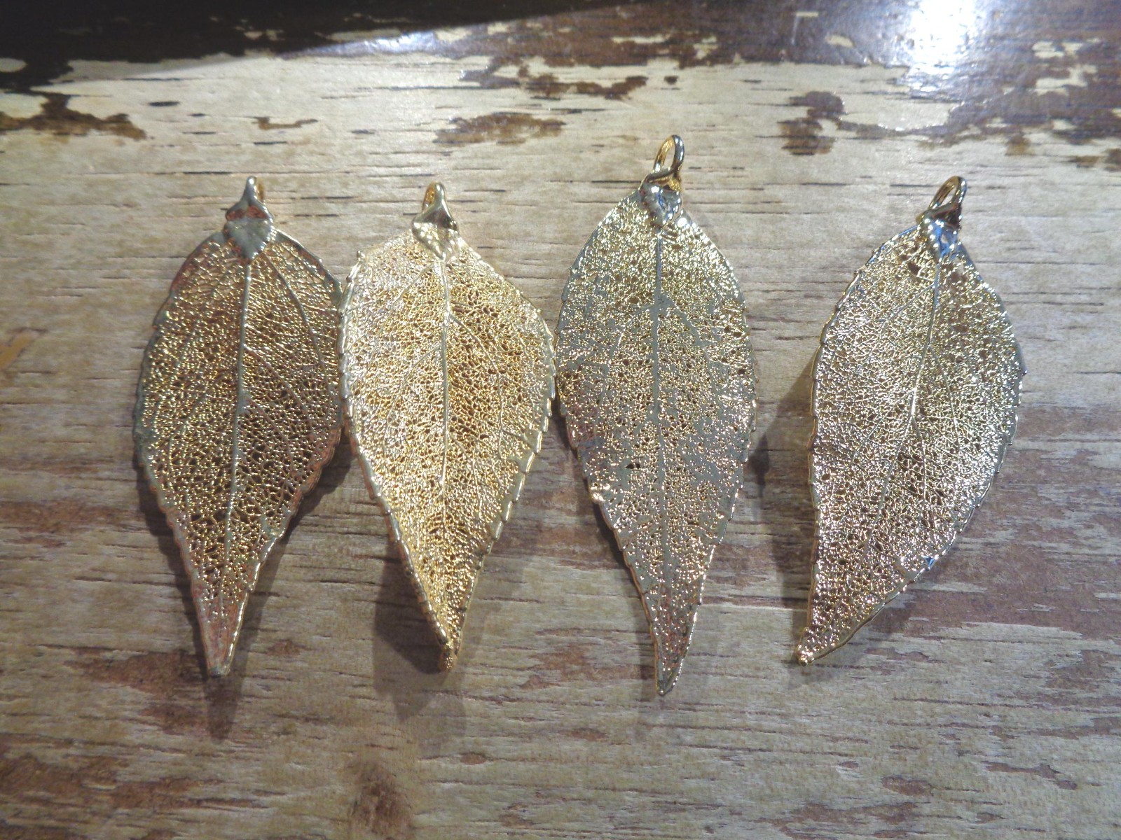 HAND-DIPPED PURE 24K YELLOW GOLD OR 925 STER SILVER HAWAIIAN MAILE LEAF PENDANT