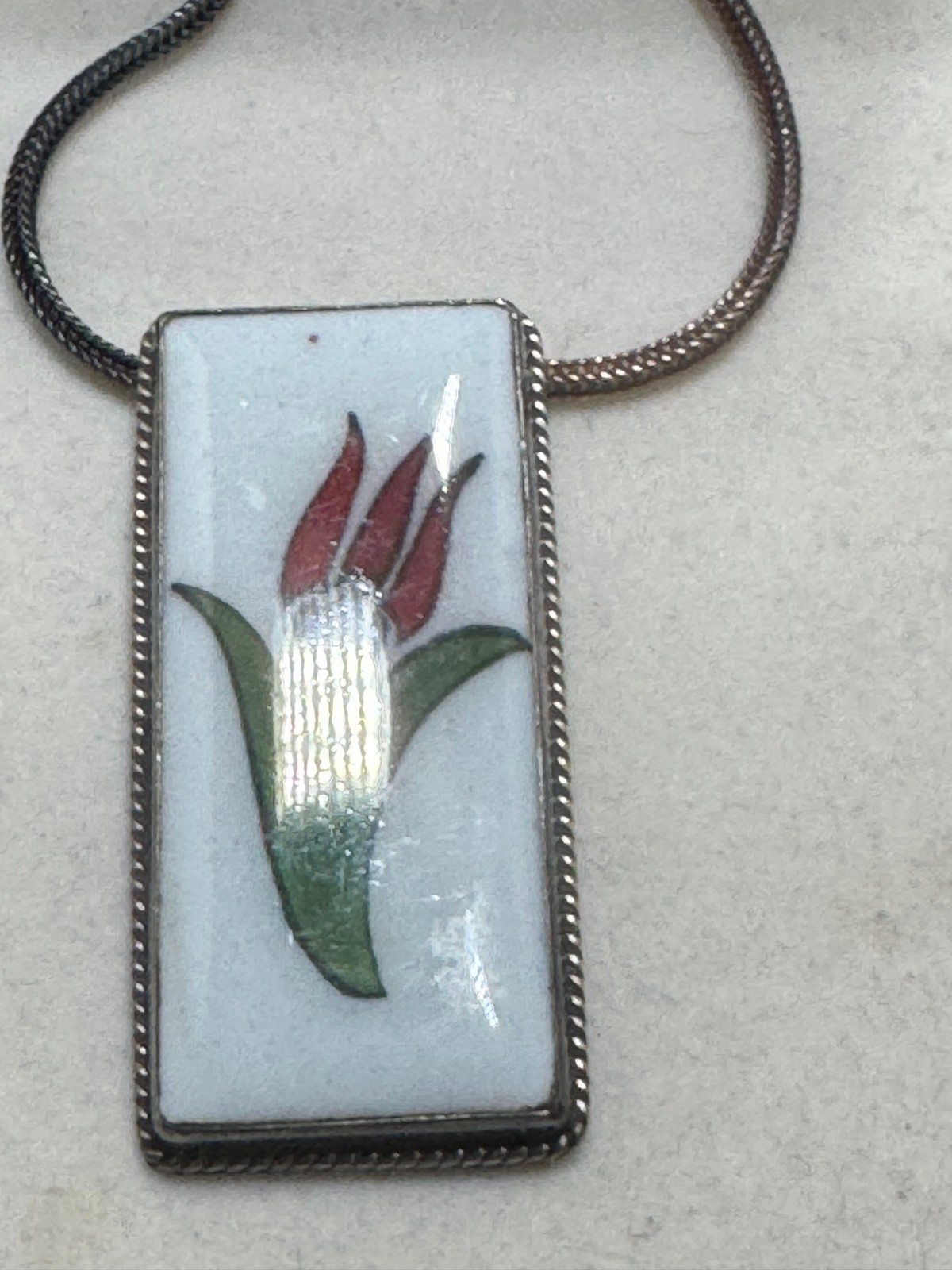 F-087 Turkish ceramic floral tile pendant – sterling silver frame and chain