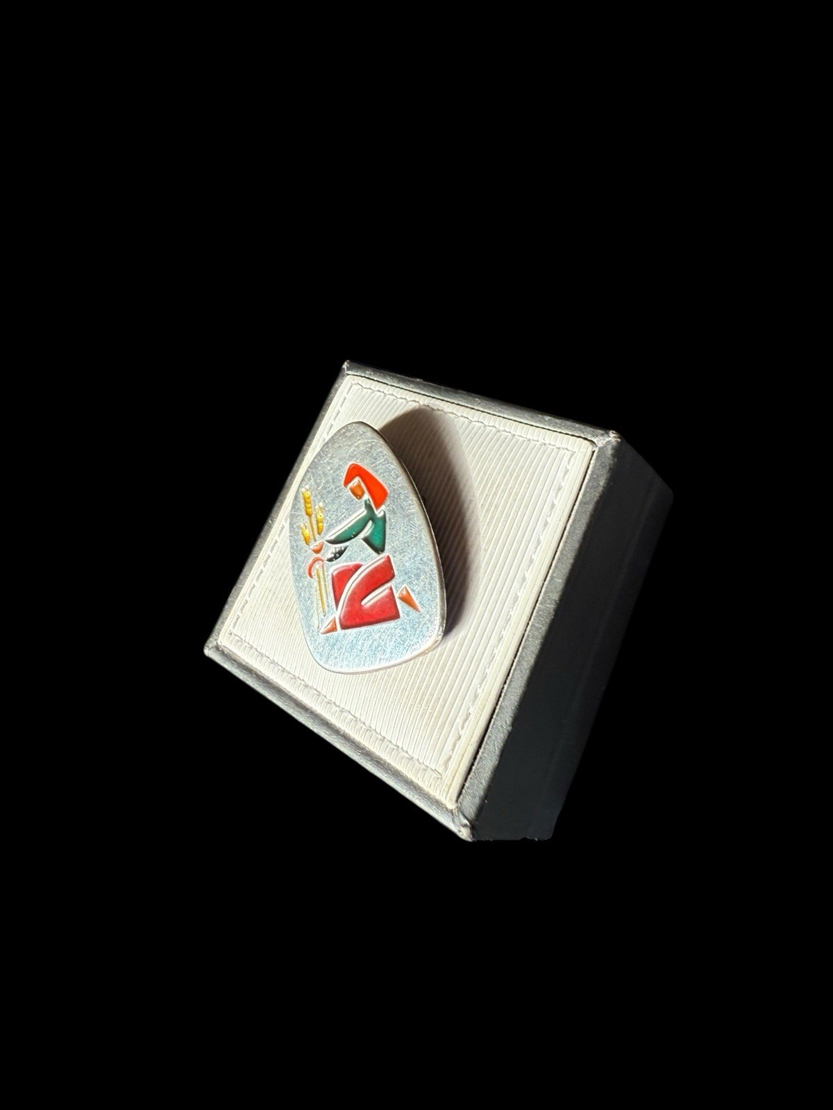 925 Sterling Silver Vintage Israel Wheat Harvest Scene Pendant / Pin Brooch