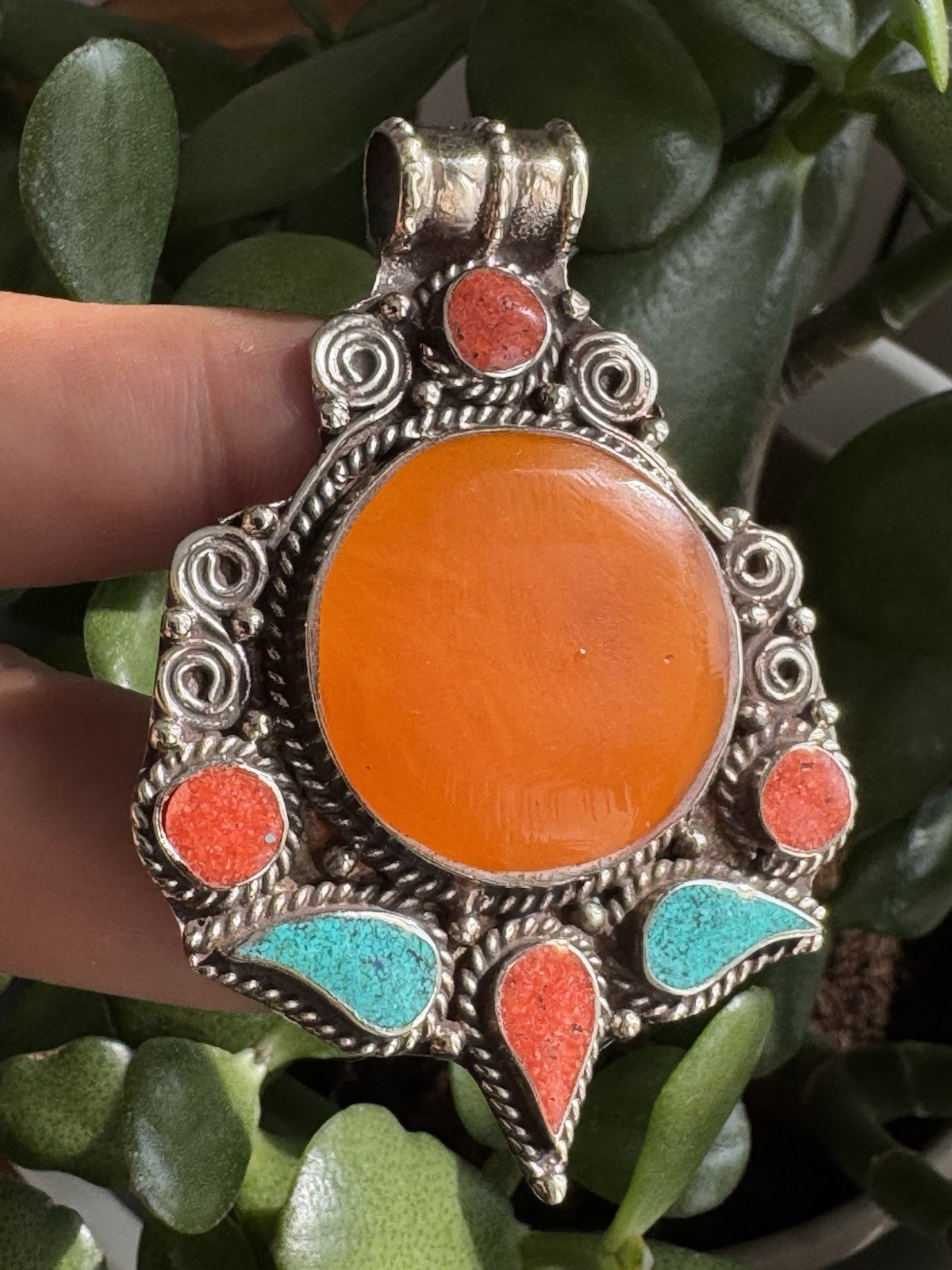 Vintage Style Handcrafted Amber Resin & Inlay Stones Pendant Set In Silver 30gr