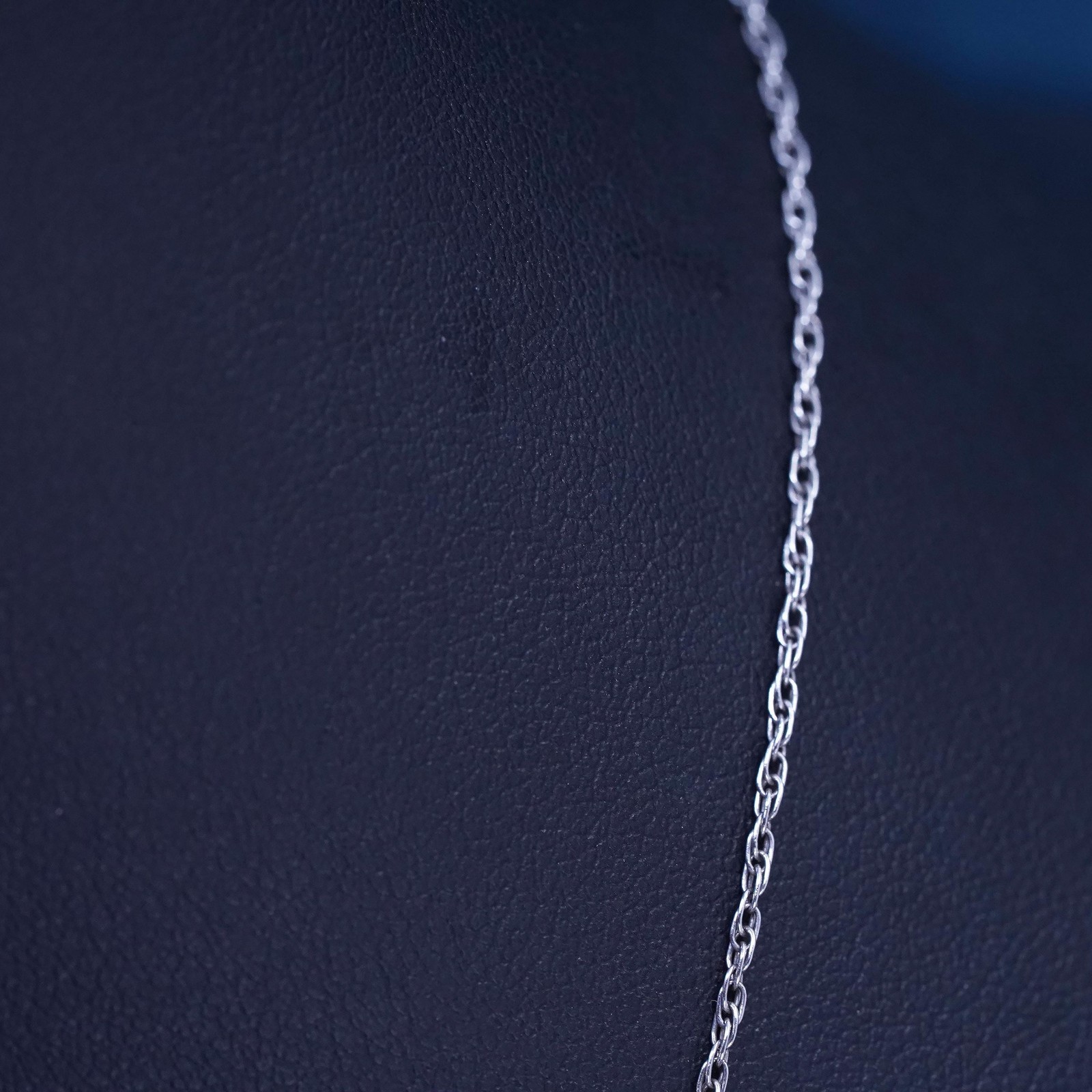 18”, 1mm, vintage Sterling silver necklace, 925 Singapore rope chain