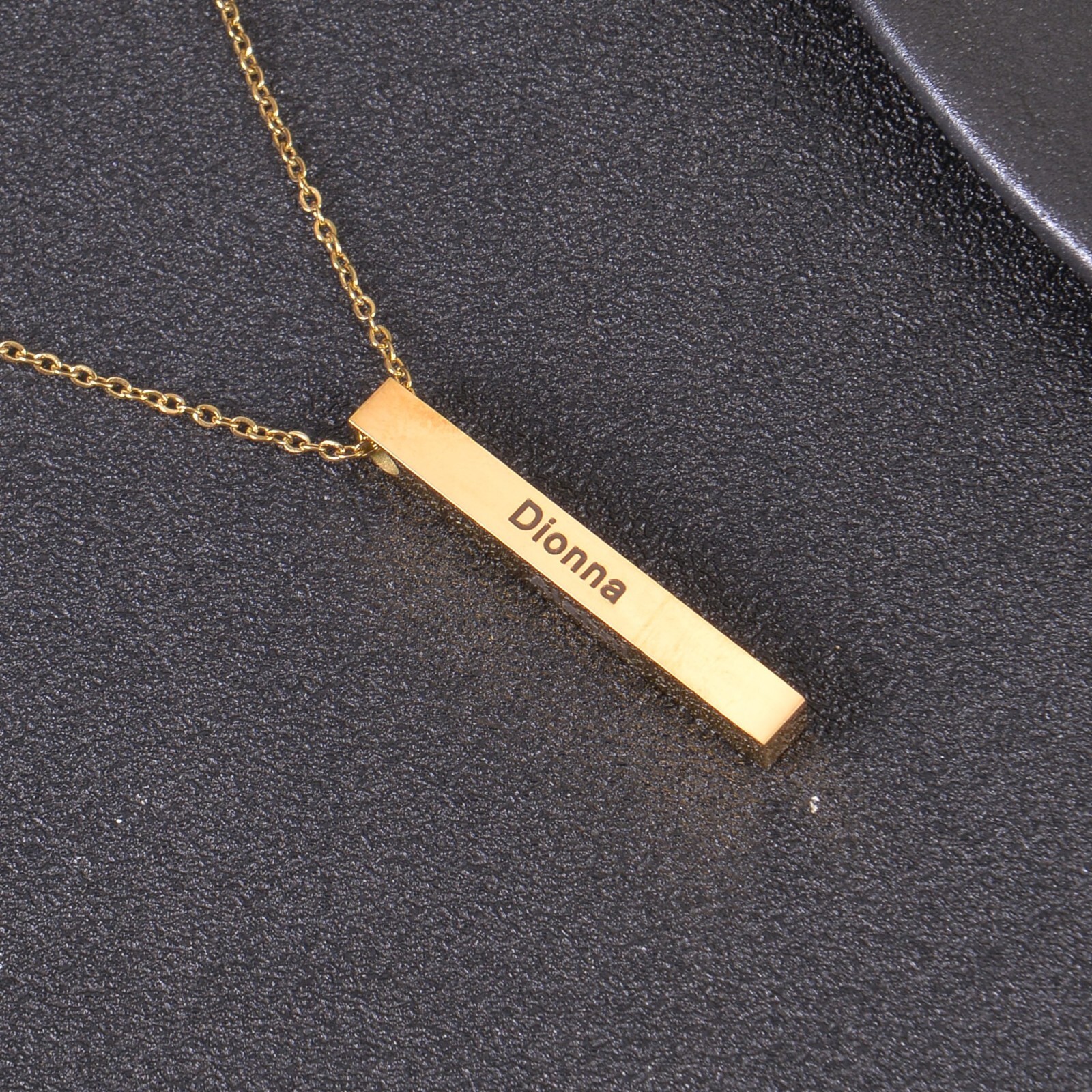 Pendantify Personalized Name Engraved Four Sided Bar Necklace | Name Necklace