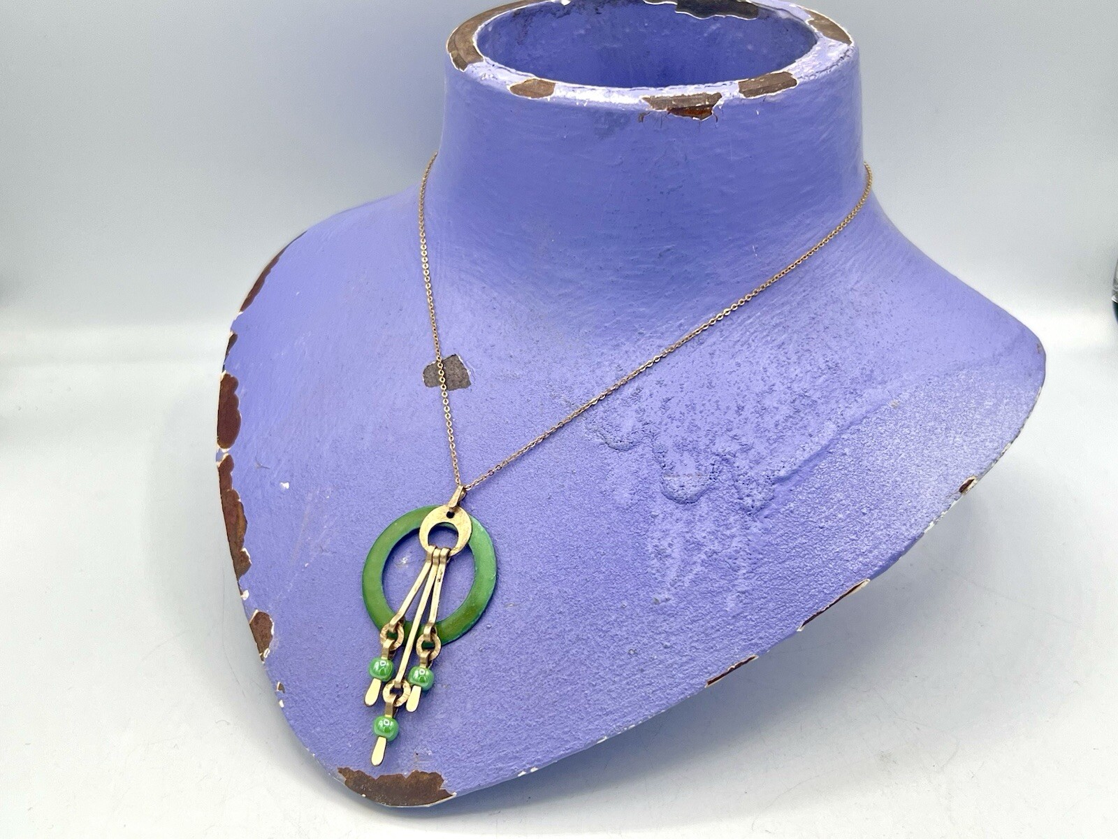 Vintage Artisan Necklace Green Enamel Circles Gold Geometric Pendant Dangles A