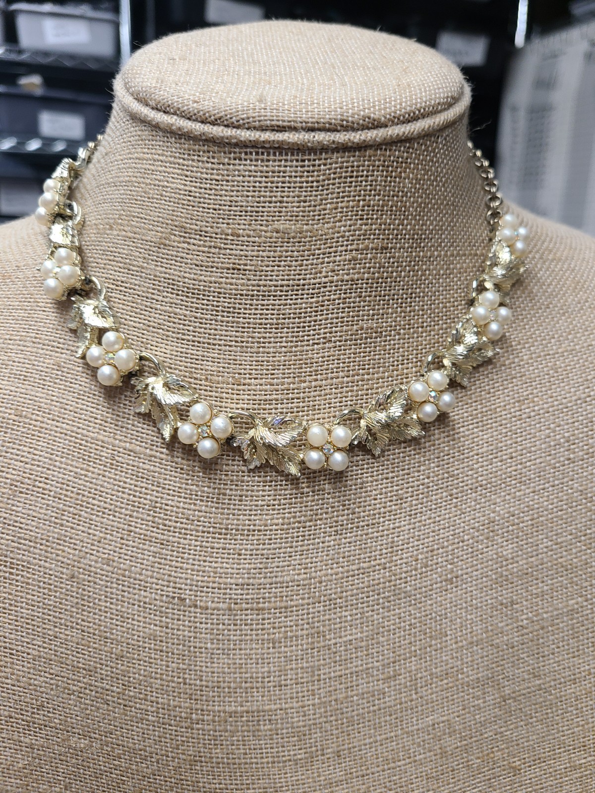 Vintage Judy Lee Gold Tone Pearl Necklace 16″