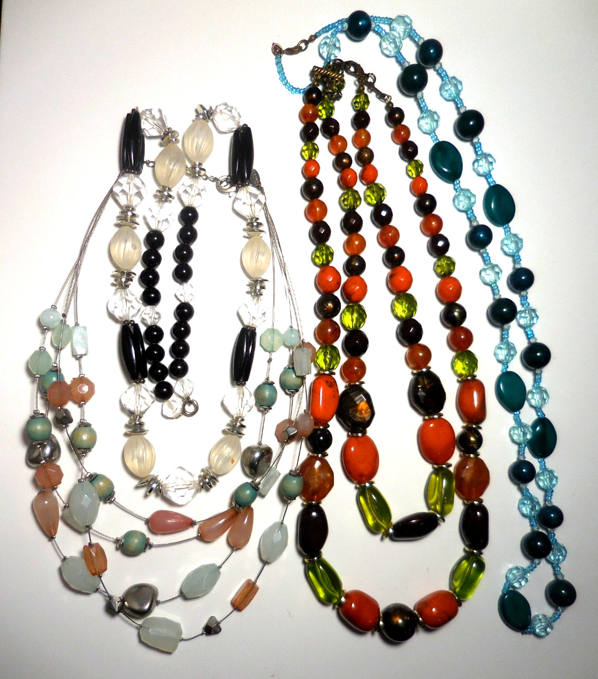 4 RETRO Necklaces LUCITE Colorful Vintage Gorgeous Bright Beads Jewelry Craft