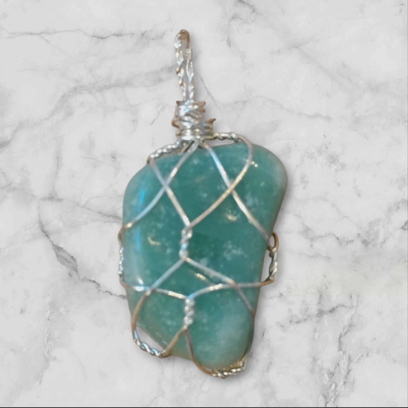 Green Aventurine Quartz Crystal Wire-wrapped Pendant Necklace Jewelry
