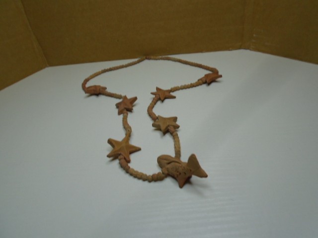 HANDMADE TERRA COTA FISH AND STARS BEADED 12″ NECKLACE UNBRANDED (MF1402)