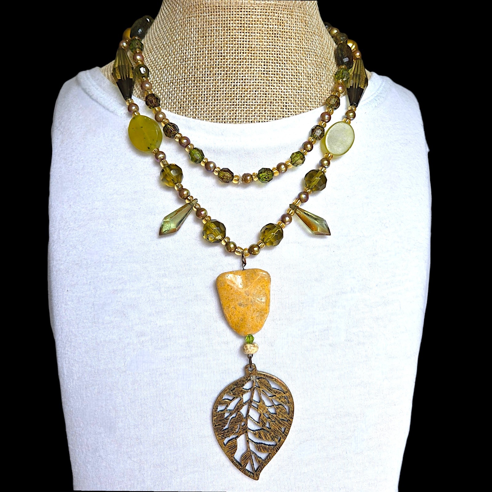 Artisan Serpentine Pearl Glass Layered Necklace Leaf Pendant Green Gold Boho 33″