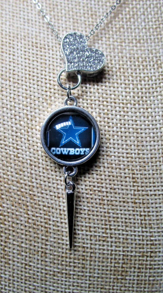 DALLAS COWBOYS HANDCRAFTED NECKLACE – HEART BLING — FREE ORGANZA BAG!