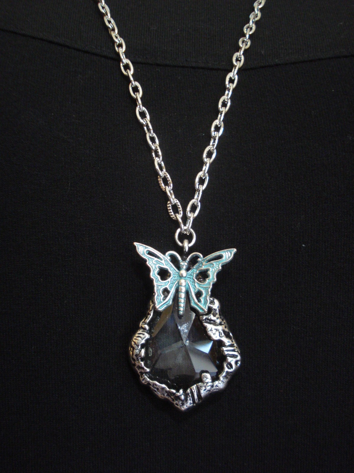 Aqua Filigree 5/8×1″ Metal Butterfly Faceted Acrylic Crystal 30″ Silver Necklace