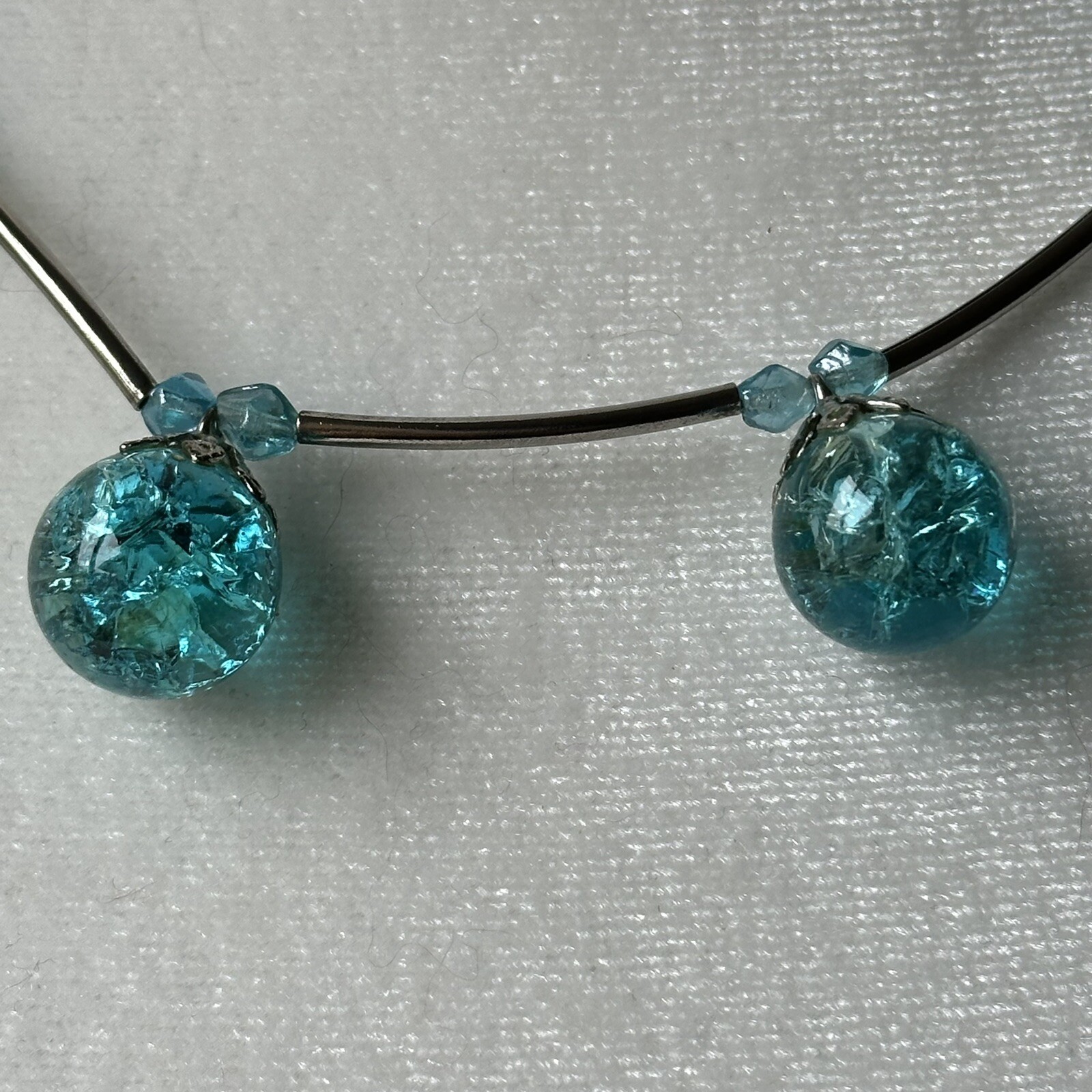 Artisan Crackle Blue Glass Ball Bead Silver Tone Toggle Clasp Necklace 16”