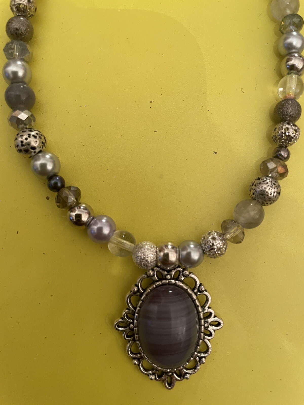 Victorian Oval Silver Filigree w/ Gray Agate Pendant Crystal Bead Necklace